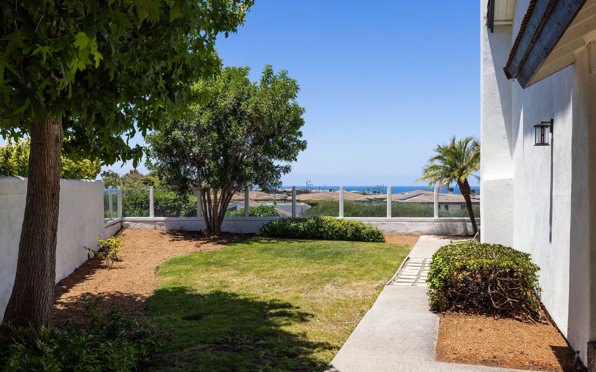 27 Los Monteros Drive