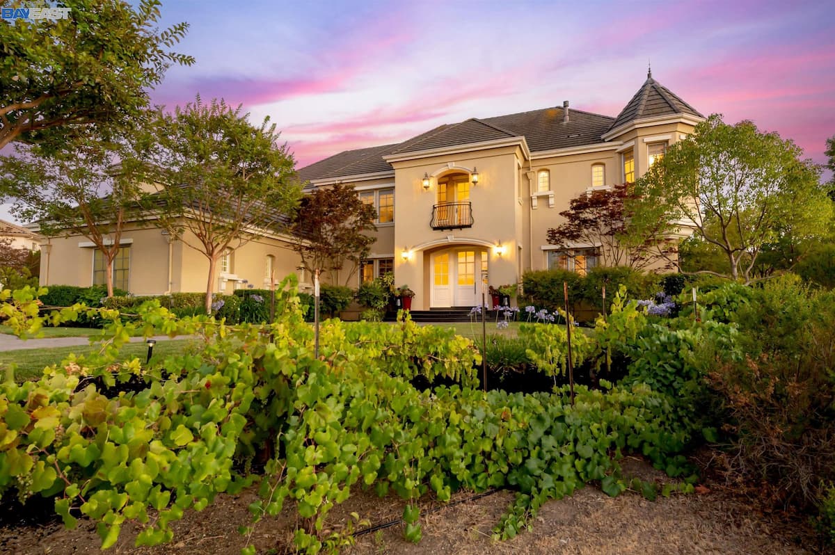 1569 Via di Salerno, Pleasanton, CA