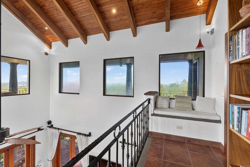 Casa de Estrellas | Elegant 4BR Ocean View Home in Pacific Heights, Potrero