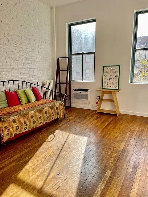 260 West 21st St, #2N