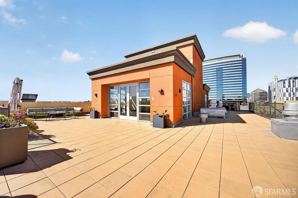 585 9th Street #551