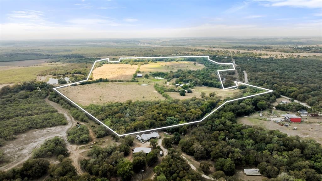 142 Acre Gentleman's Ranch in Lockhart
