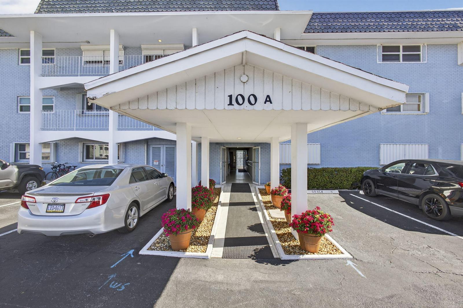 100 Shore 307 Ct