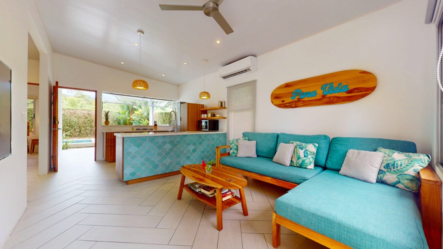 Turnkey Home for Sale in Bahía Uvita, Costa Rica – Walk to the Beach and Marino Ballena National Park