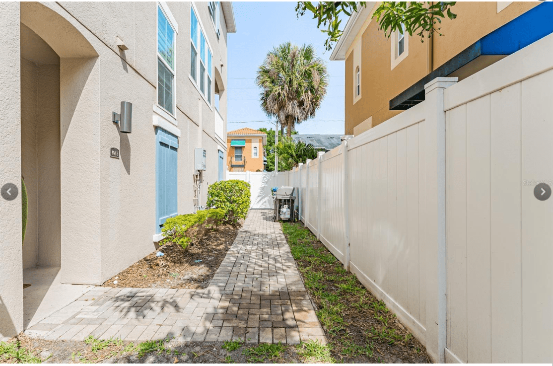 404 S. Melville Ave. #3