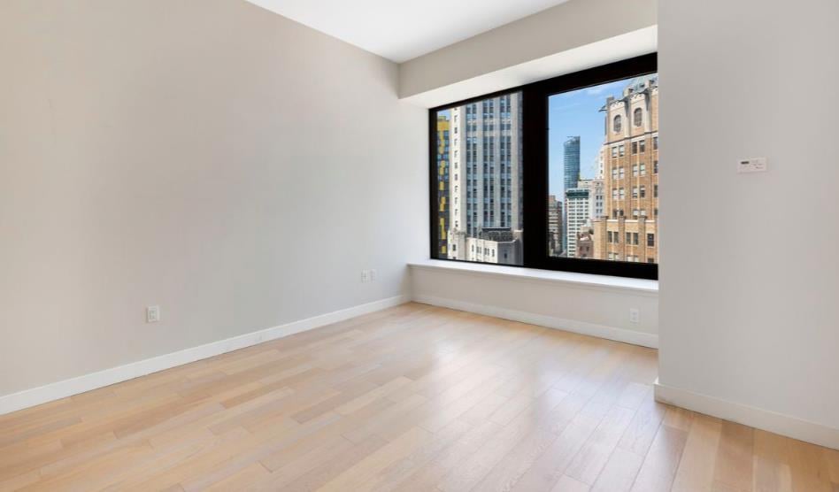 75 Wall Street, Apt 26-B