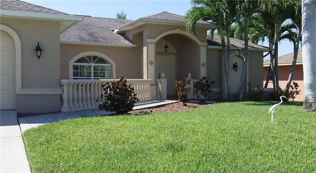 106 SW 11th Ter