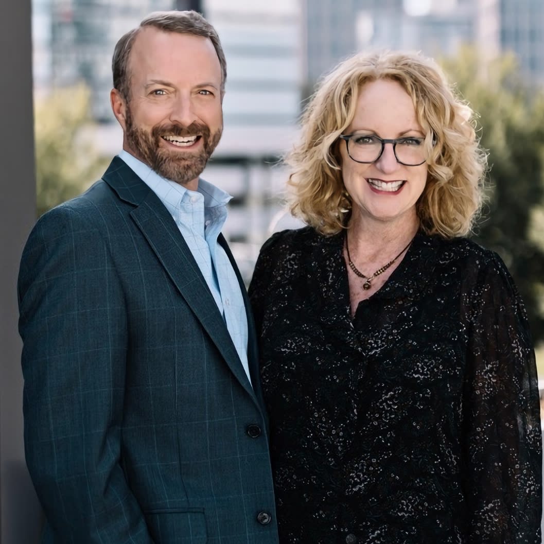 Darlene & Lee Gillespy photo