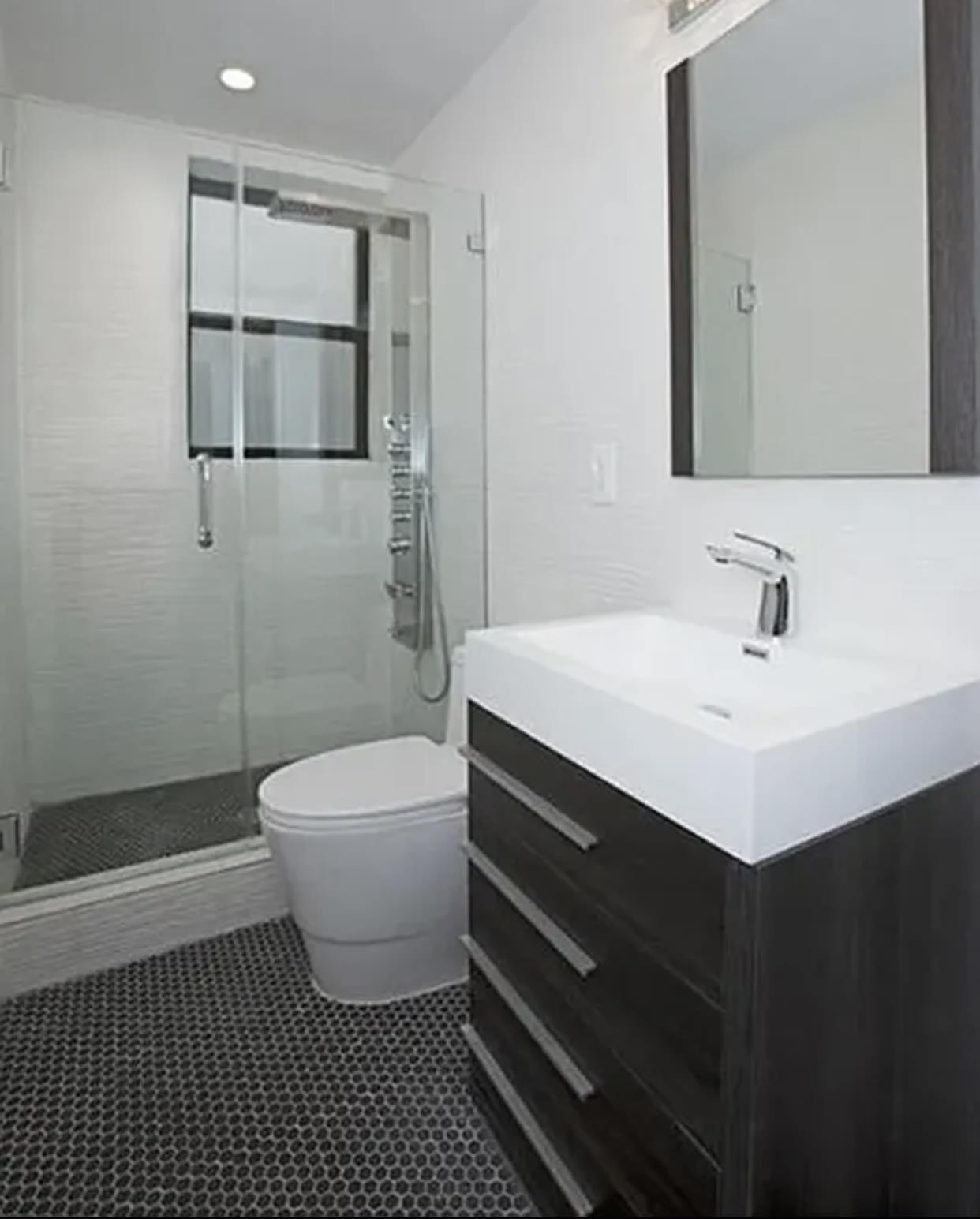 152 Thompson Street, Apt 2-B