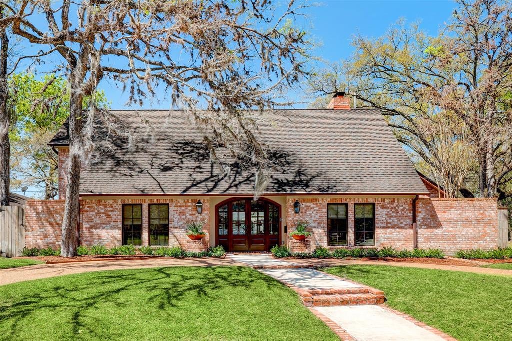 10339 Briar Dr