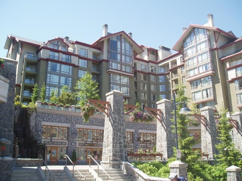 4090 Whistler Wy, #883