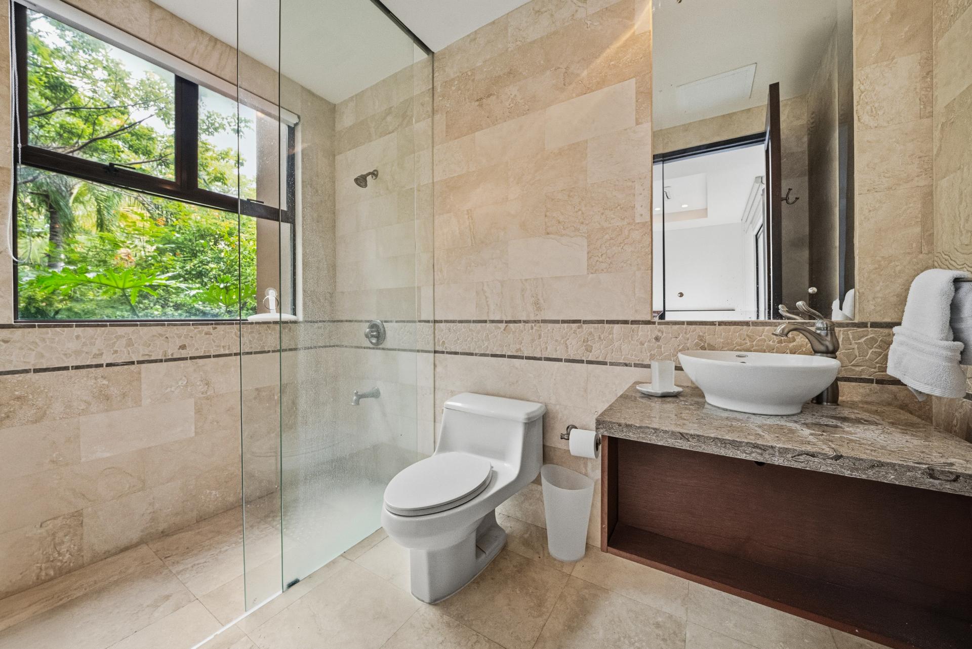 Azul Paraiso 8C, Luxury Ocean View Condo with Panoramic Papagayo Gulf Views