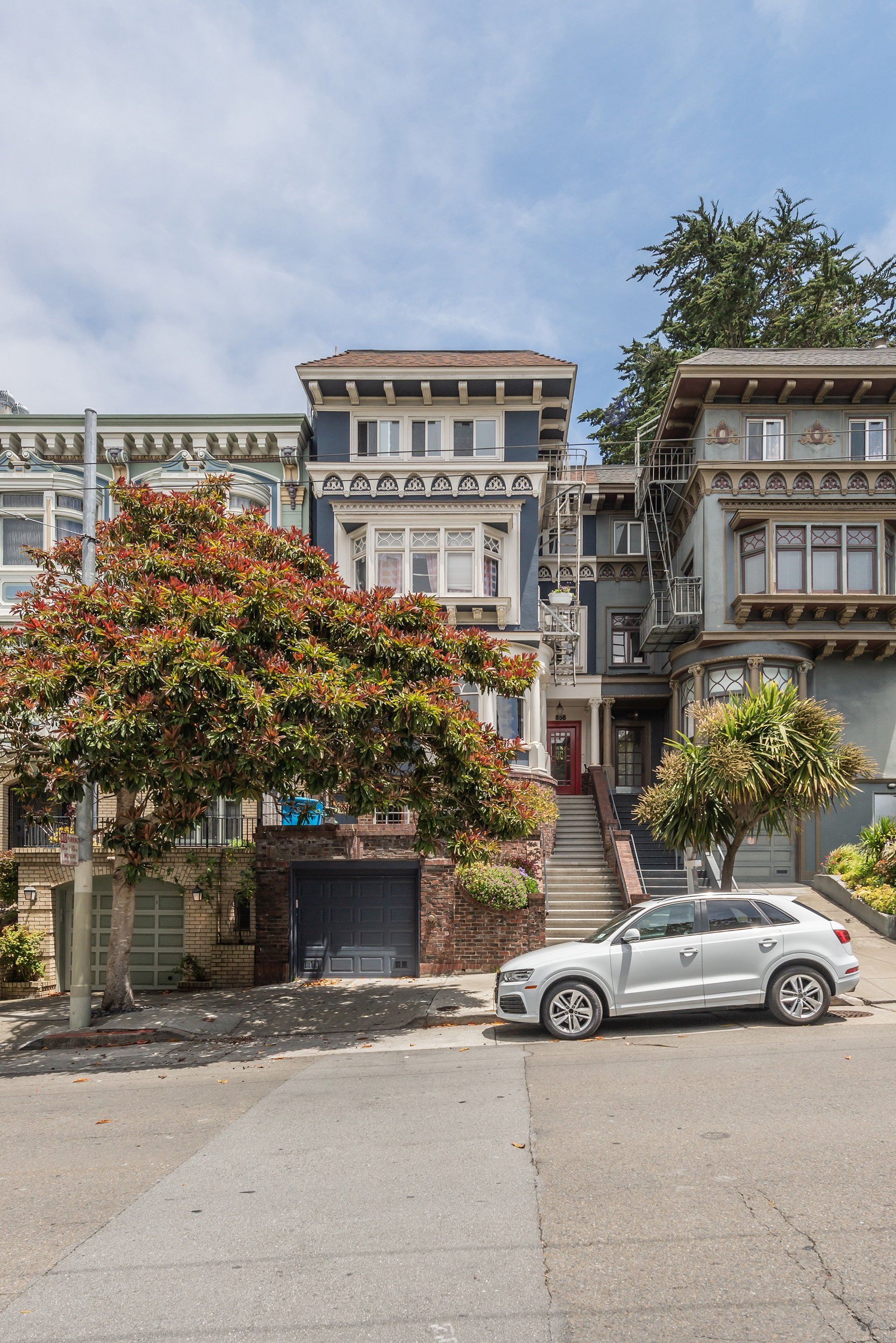 858 Ashbury