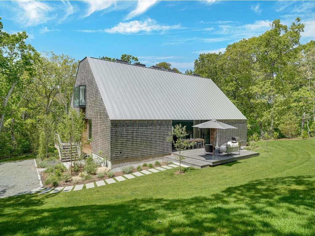 30 Longview Rd