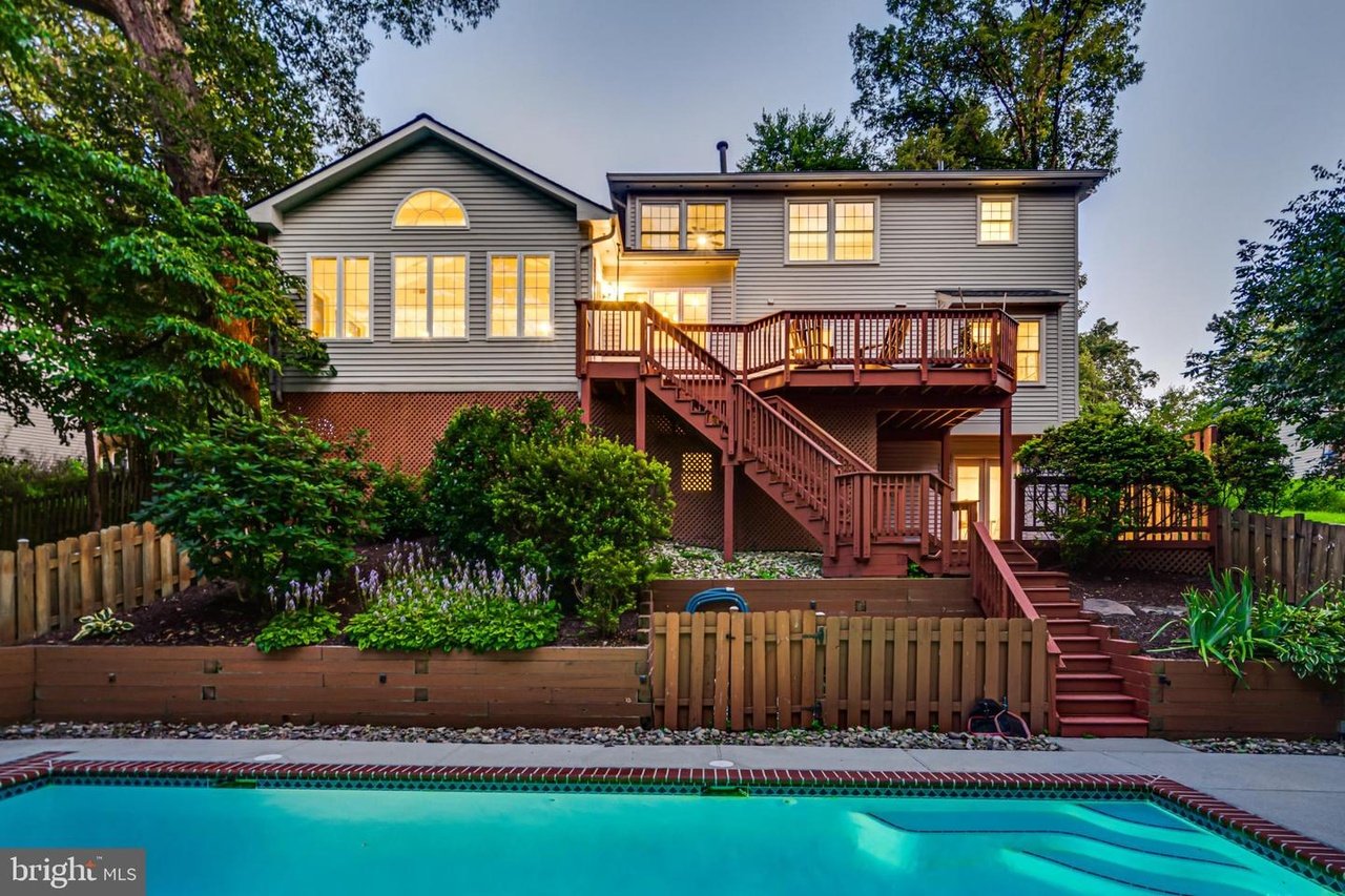 1374 Carpers Farm Way
