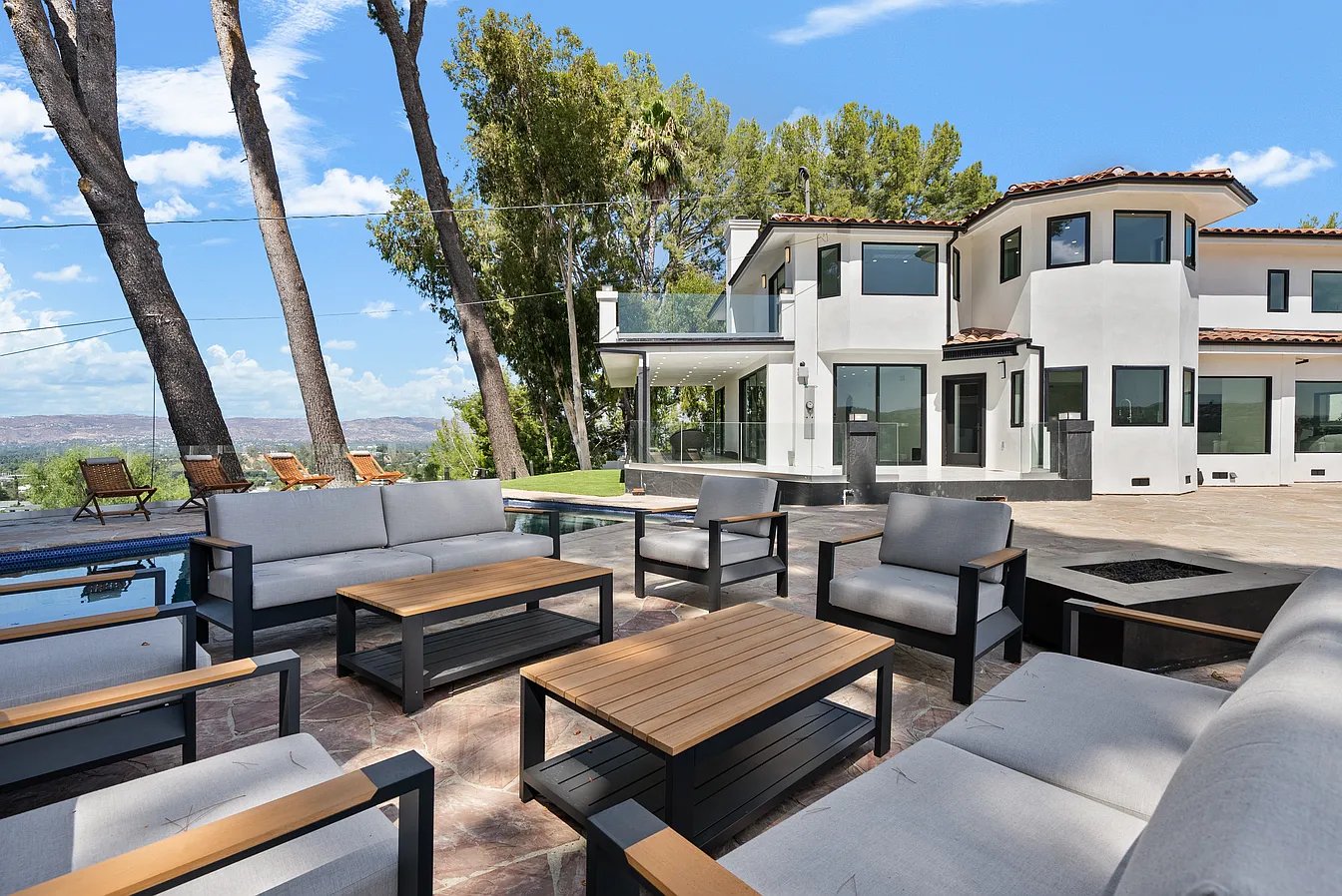 5252 Darro Road