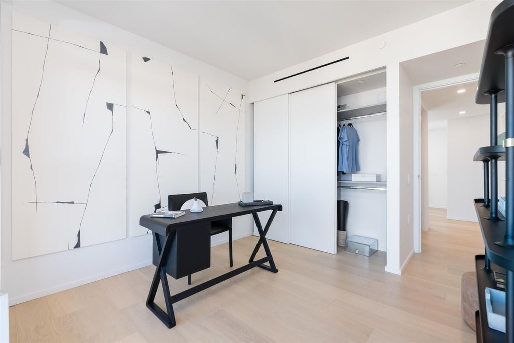 889 Pacific St, #3003
