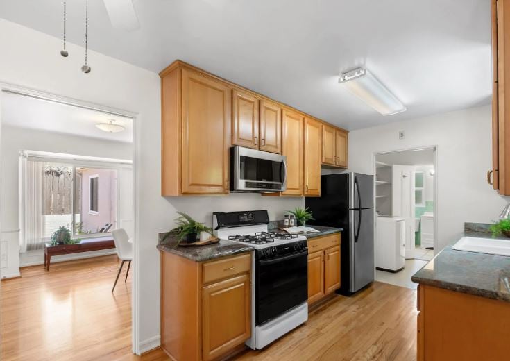 2136 Guy St, San Diego, CA 92103