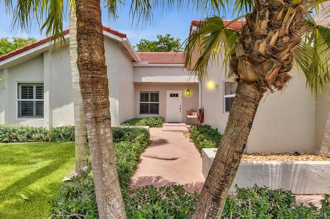 23245 Boca Club Colony Cir