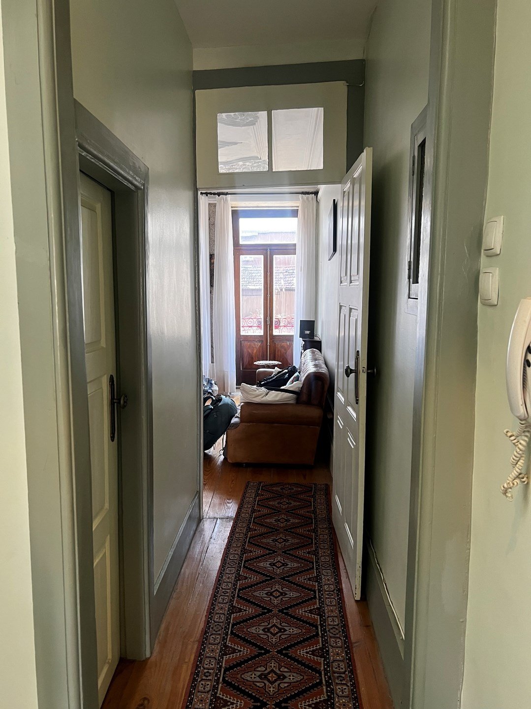 Traditional Four Story Building with Exceptional Investment Potential on Rua do Almada Porto