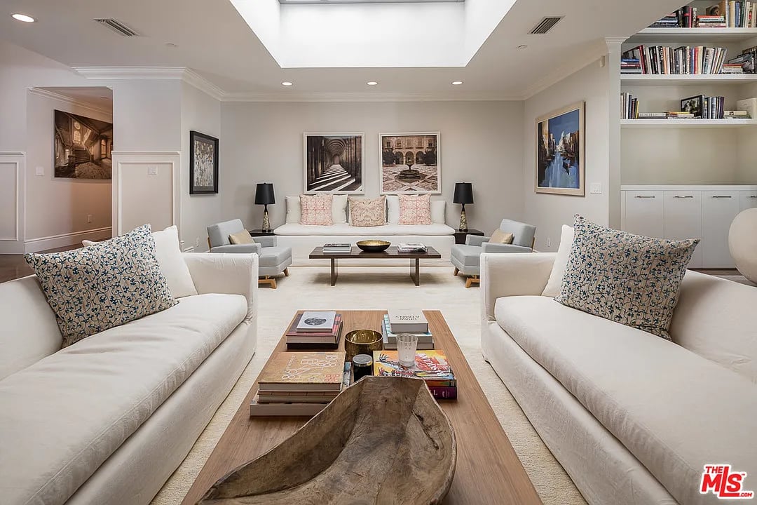 707 N Alta Dr