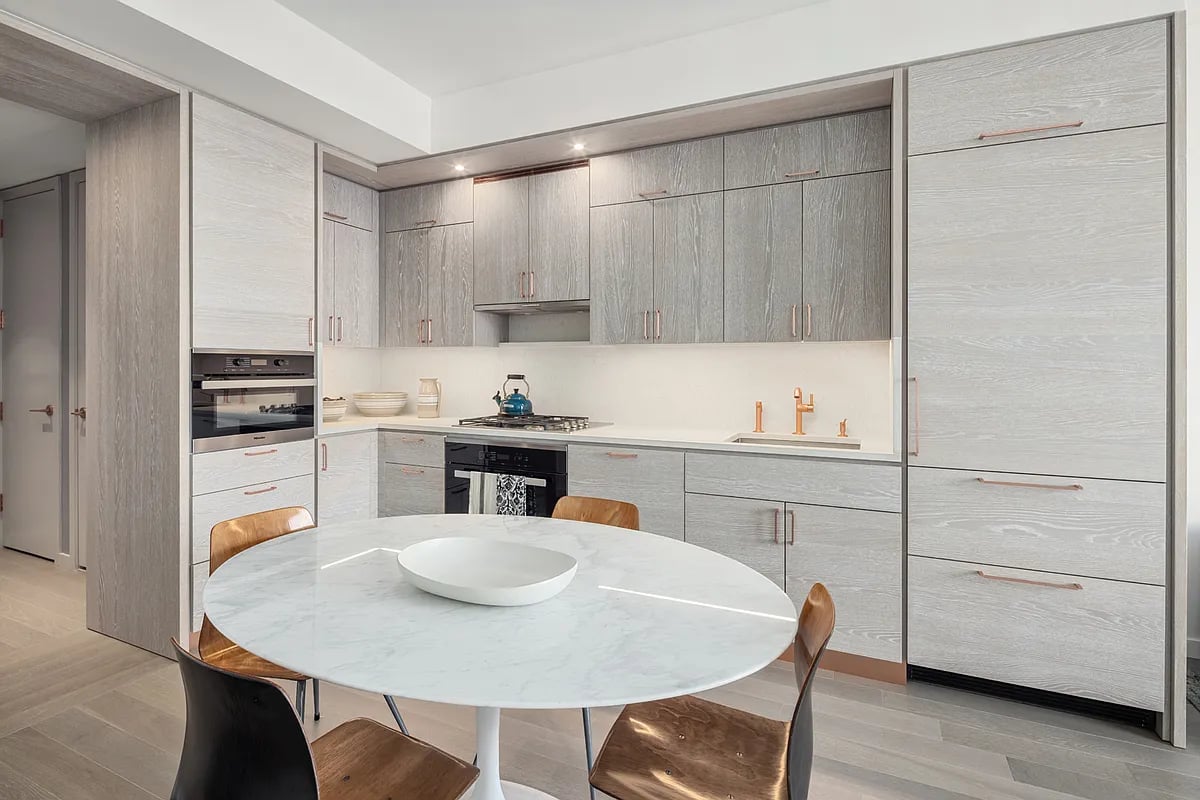 1 City Point Unit: 66C