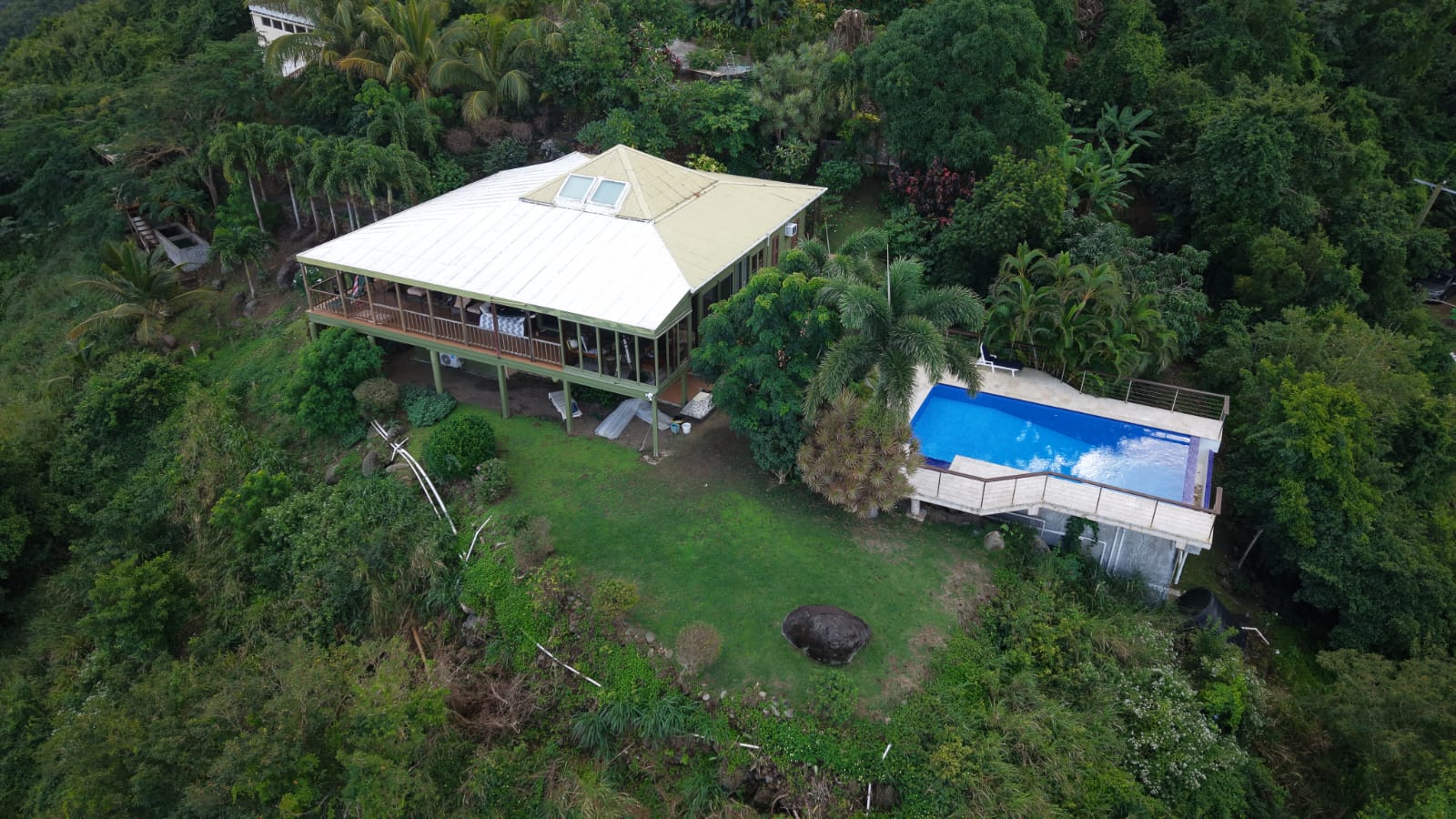 1105 Villa Botanica