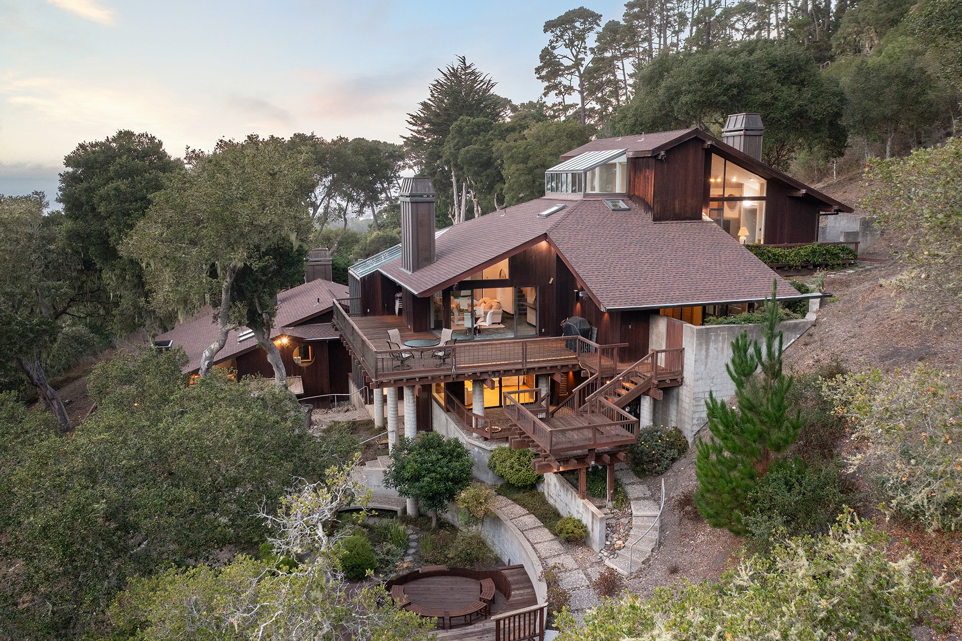 Carmel Bayview Retreat - 571 Viejo Rd