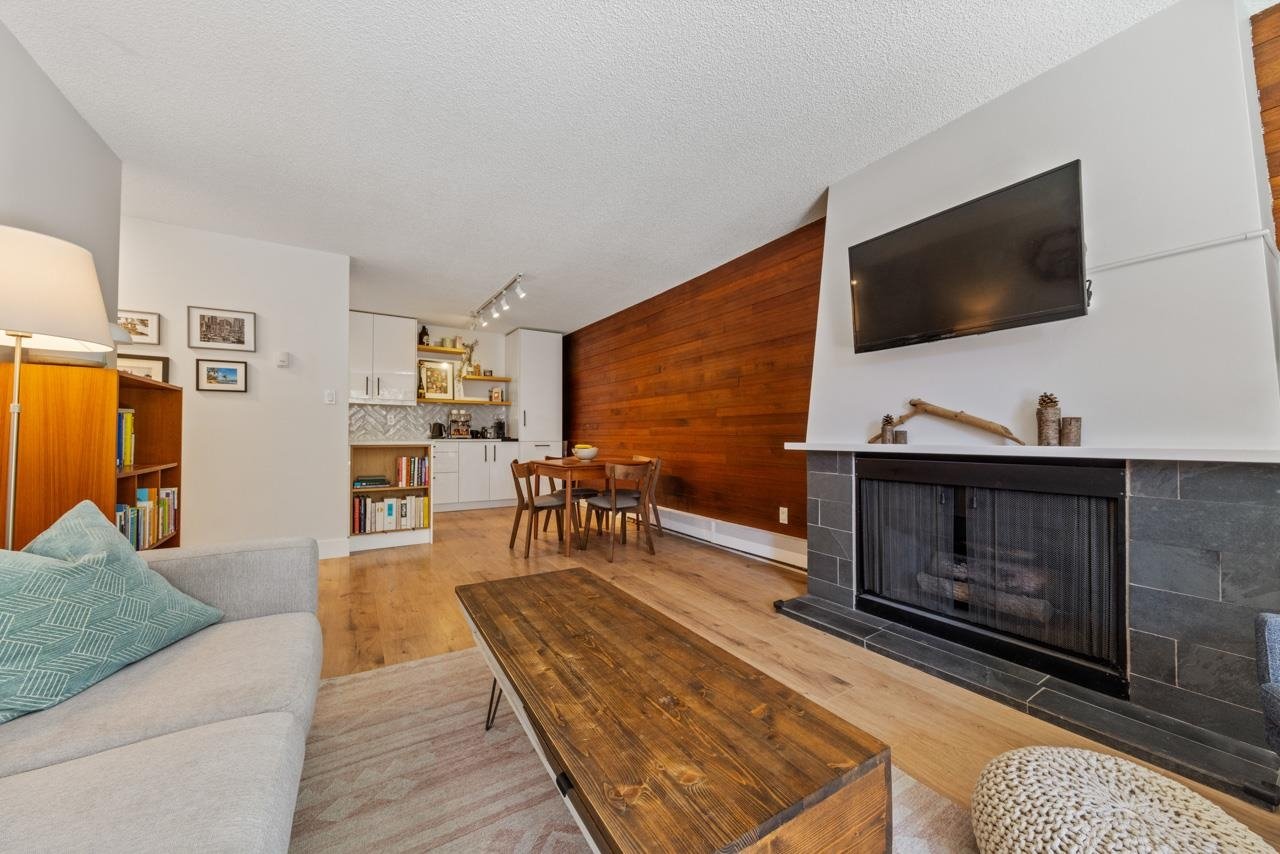 309-319 E 7th Ave