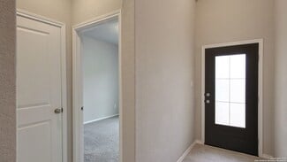 2430 Valencia Crst