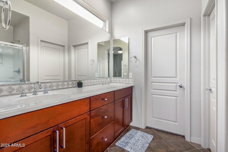 19475 N Grayhawk Dr #2102