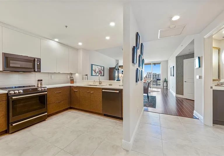 1771 Ringling Blvd #1011