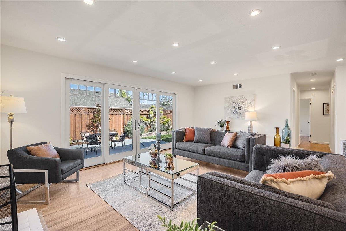 3130 Woodmont Dr