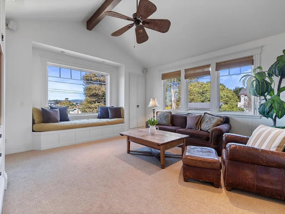 4525 Opal Cliff Dr