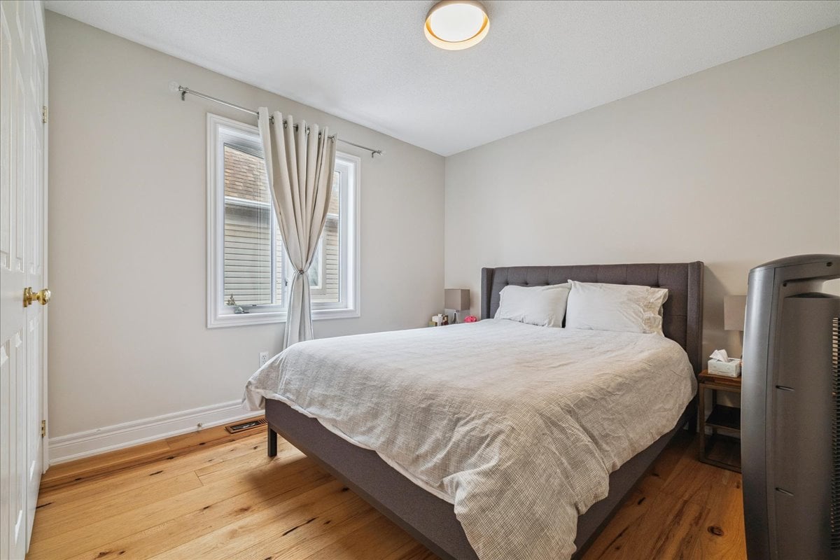 2509 Armour Crescent