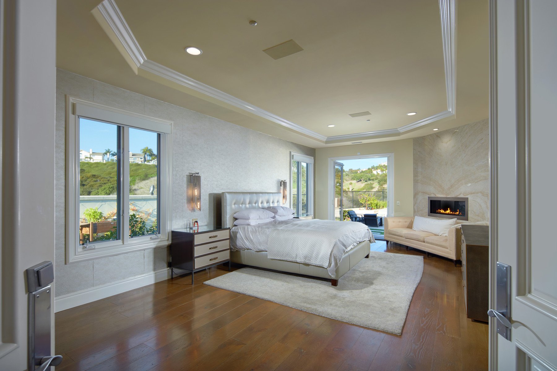 1 Elk Grove Ln