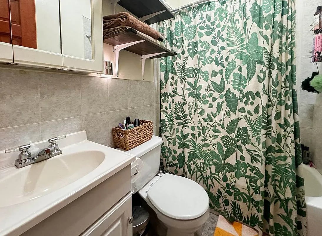 147 Central Avenue 2R