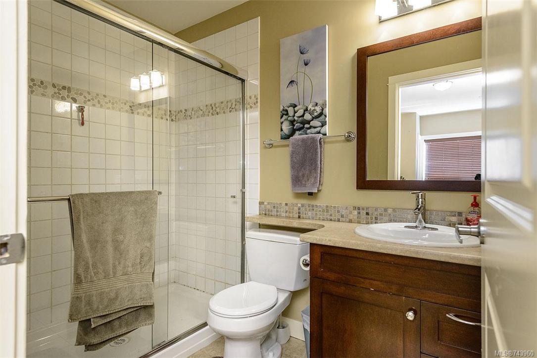 104-201 Nursery Hill Dr, View Royal