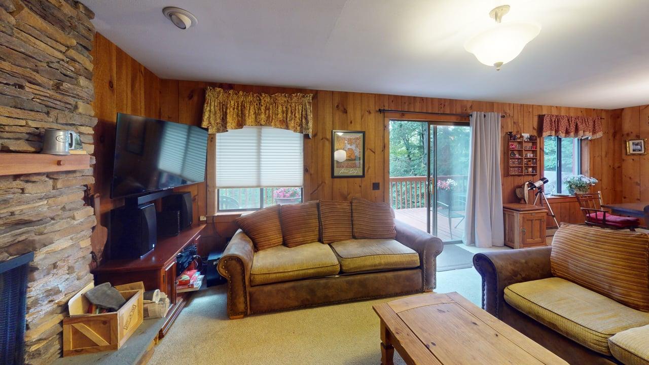 Spacious 3-level Private Home