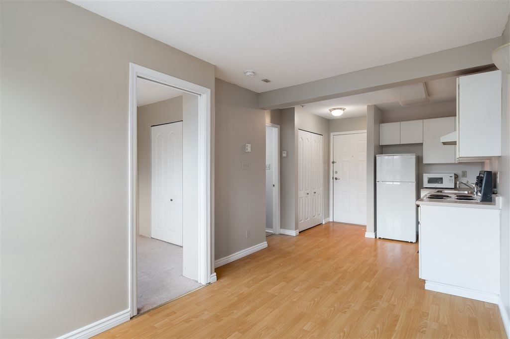 4950 McGeer St, #305