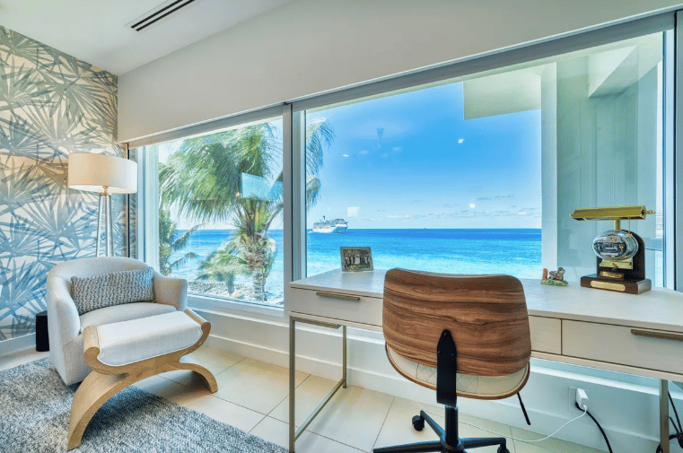 A CARIBBEAN DREAM PENTHOUSE