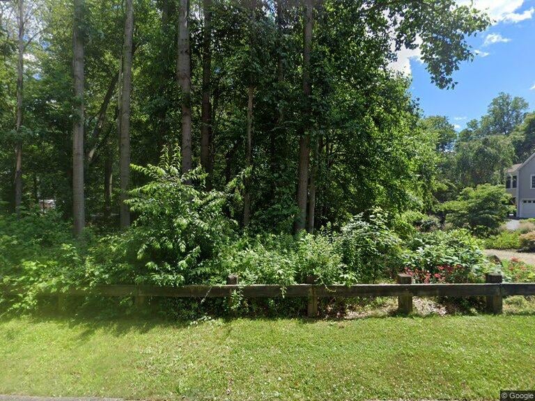 24 Cherry Gate Ln