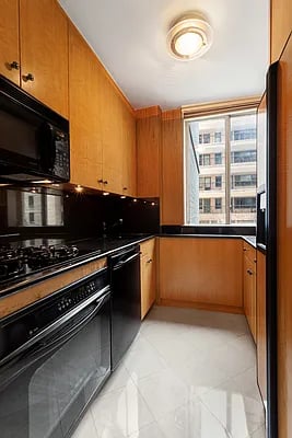 Yorkville Oasis
