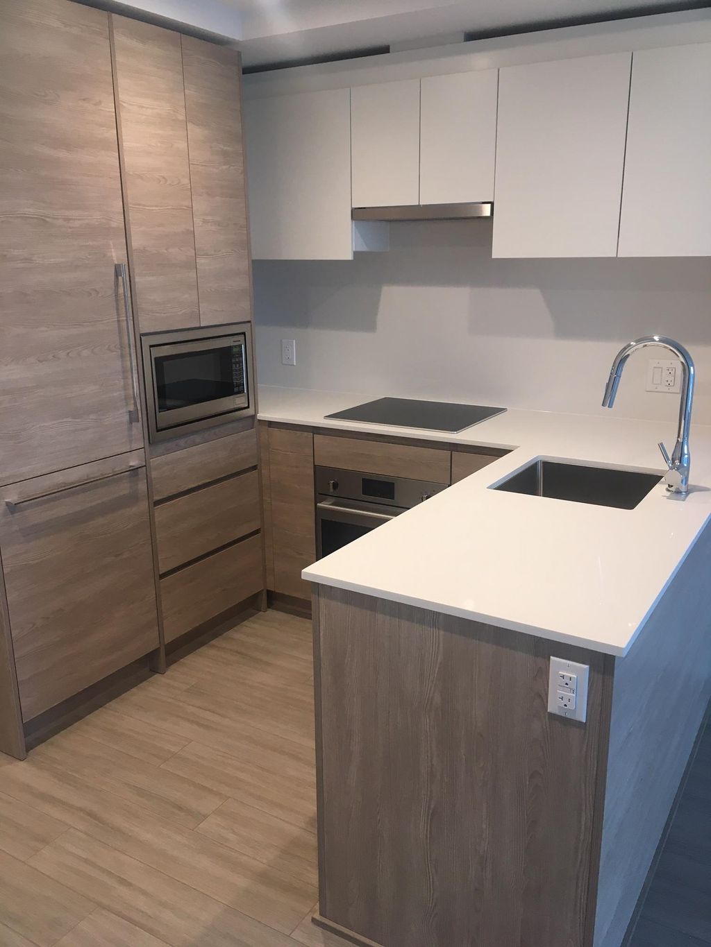 13615 Fraser Hwy, #2102