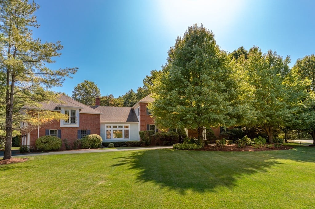 3 John Hosmer Lane