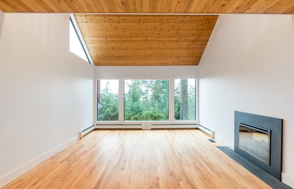 260 Stewart Rd