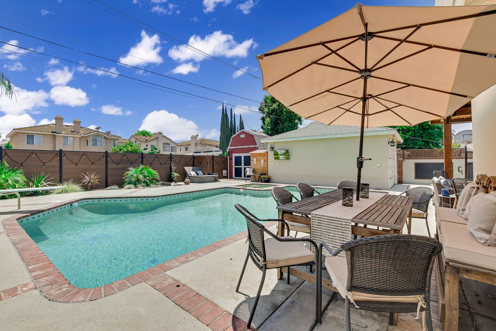 1720 E Walnut Creek Parkway