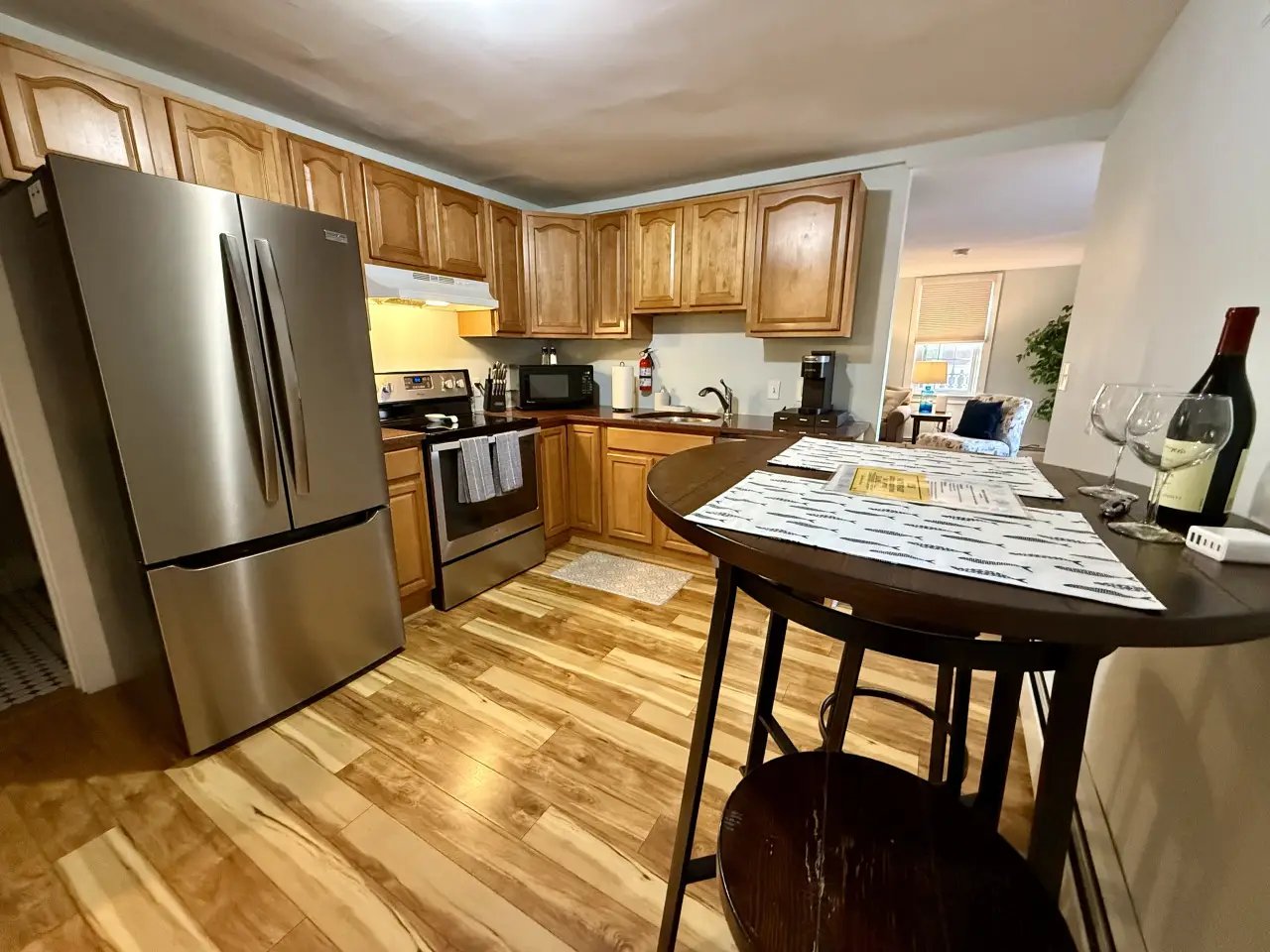 Central Newport 1BR Apartment