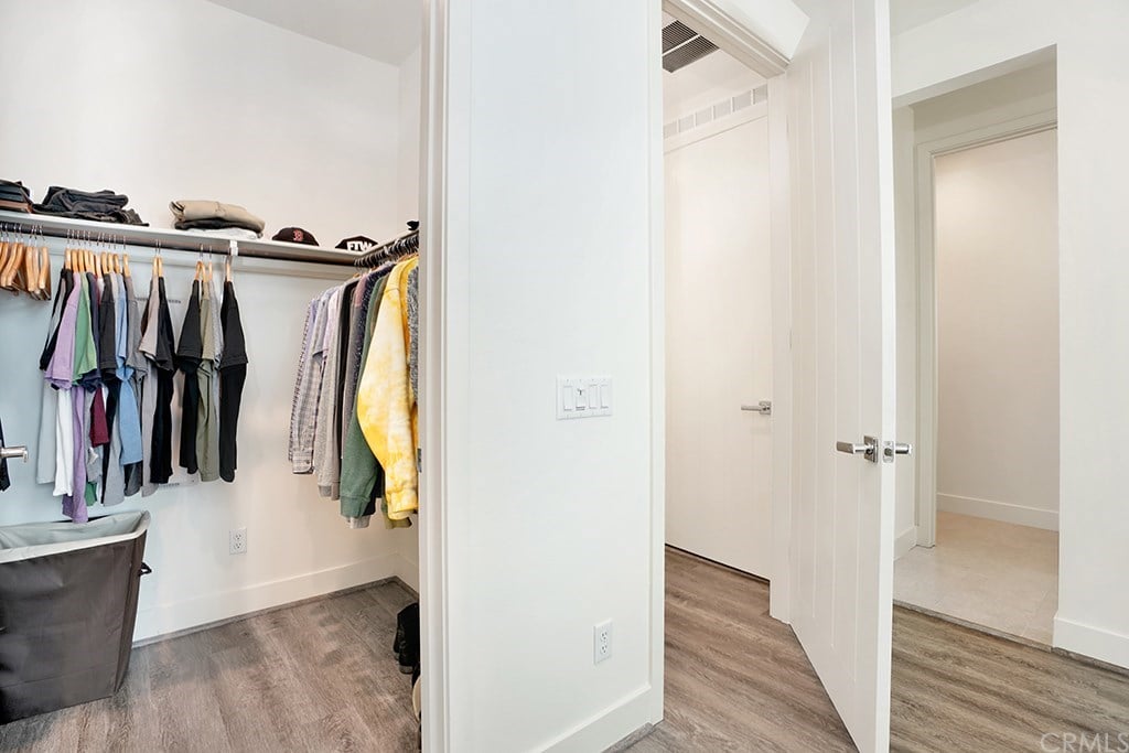 661 W 17th St, Unit 19