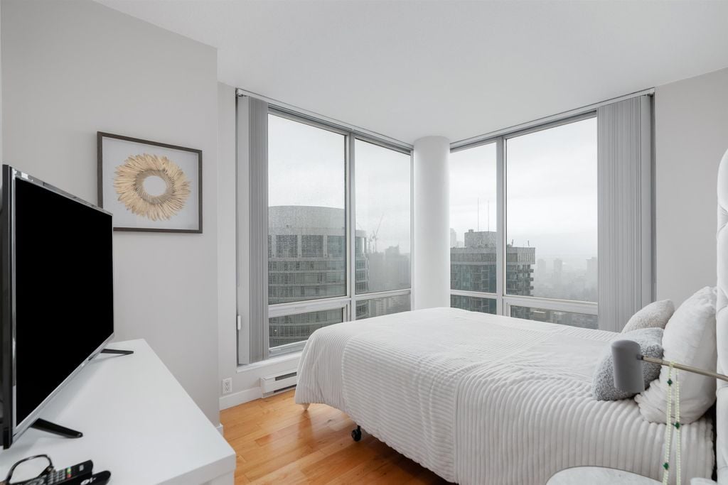 1288 W Georgia St, #3405